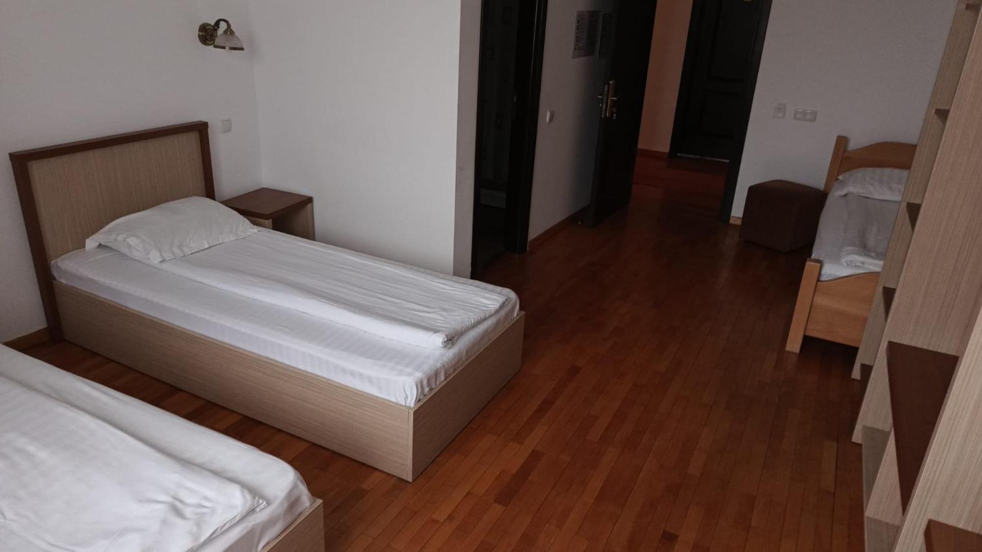 Hotel Posada Ramnicu Valcea Luaran gambar