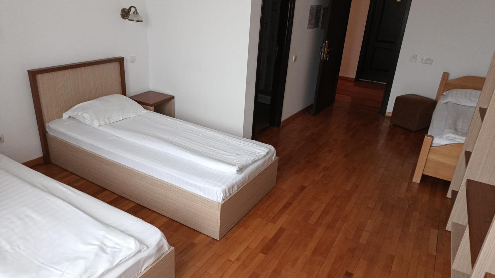 Hotel Posada Ramnicu Valcea Luaran gambar