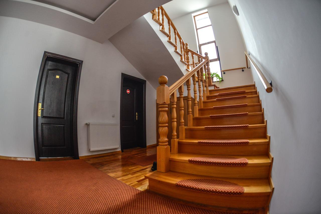 Hotel Posada Ramnicu Valcea Luaran gambar