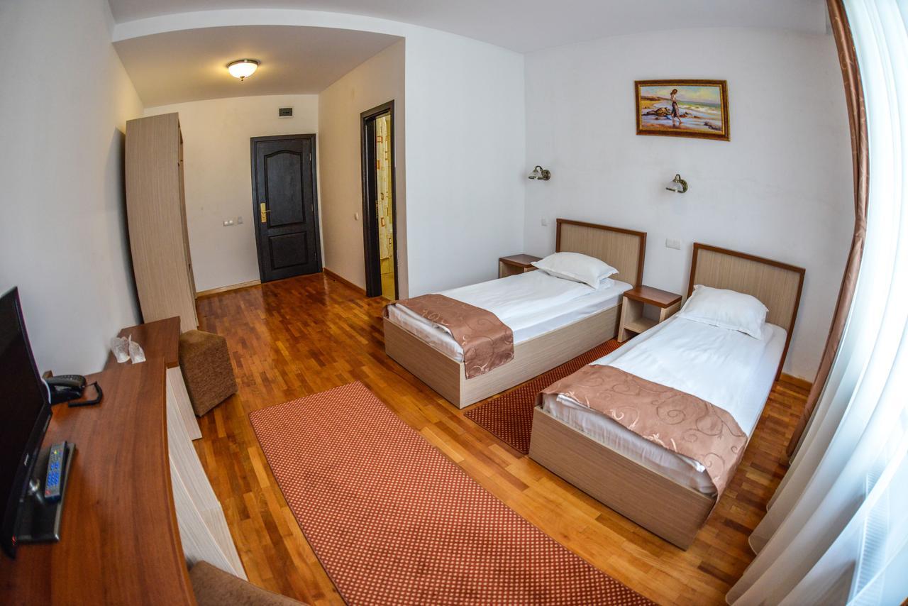 Hotel Posada Ramnicu Valcea Luaran gambar