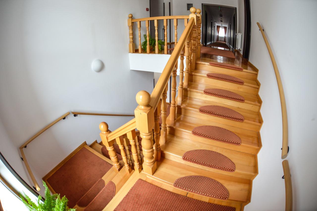 Hotel Posada Ramnicu Valcea Luaran gambar