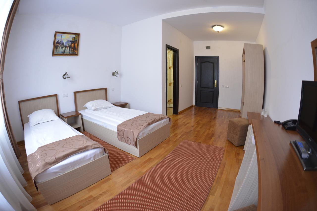 Hotel Posada Ramnicu Valcea Luaran gambar